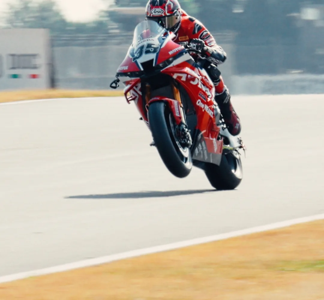 Motorcycle racing captured trackside by Ben